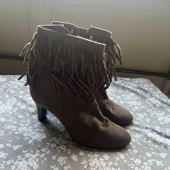 Womens Brown Fringe Boots with Ankle Zip, Size 9M, Western, Boho Themed - Picture 1 of 7